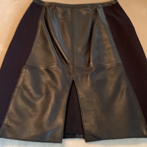Mixed media (real leather) black skirt - Picture 3 of 3